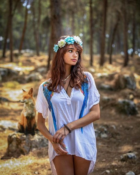 Linoy Tavore erotic actress photo