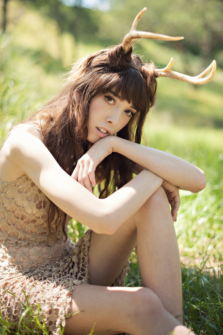 _Zoe Flood beautiful star img