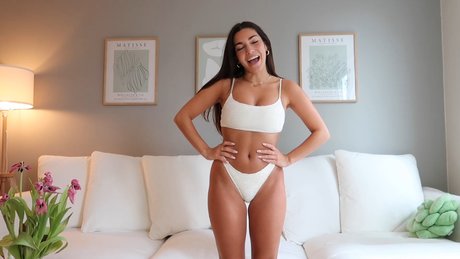 Alina Benun star sex image