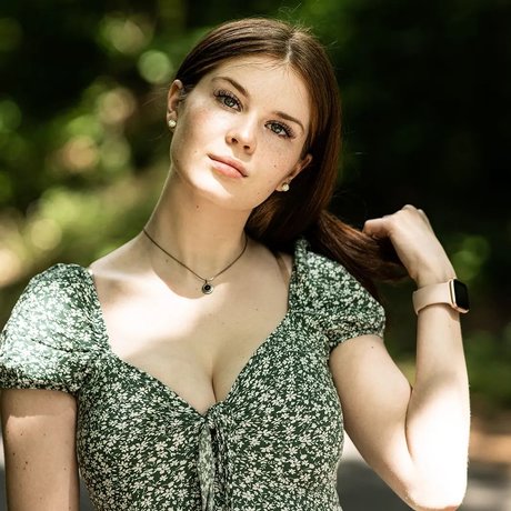 Anouk hot actress photos