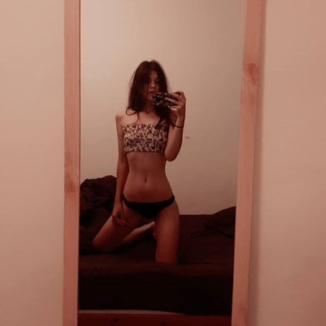 Babyyy Gorilla pornographic model archive