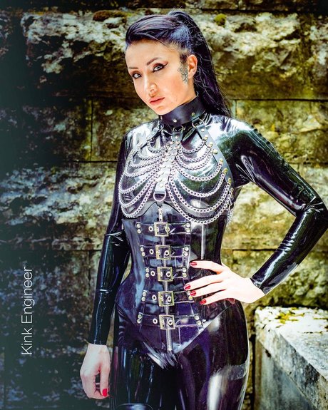 Inkedfleur_ sexy model galleries