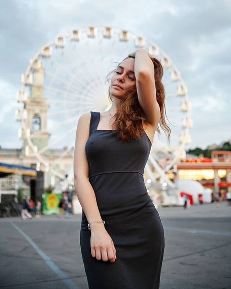 Ave Maria_ top actress pictures