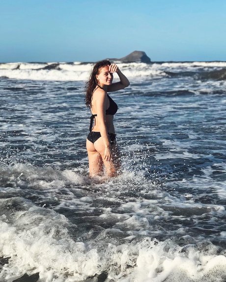 Ave Maria_ pornstar nice galleries