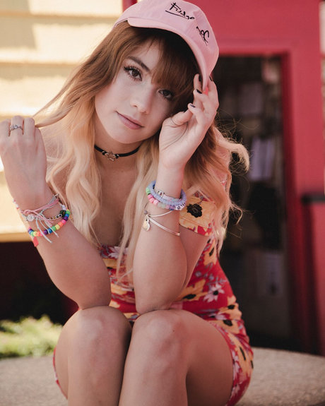 Cindy Paola_ model erotic photo