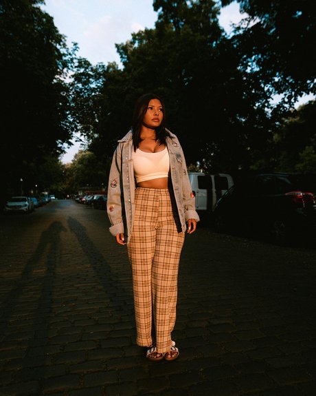 Steph Esther porn model images