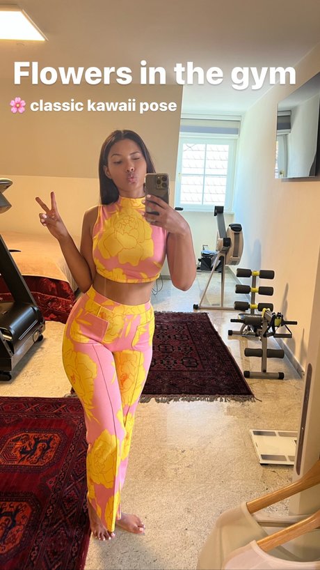 Steph Esther pornstar hot photo