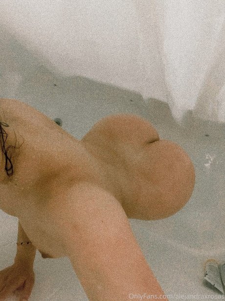 Alejandra Rosas star perfect pic