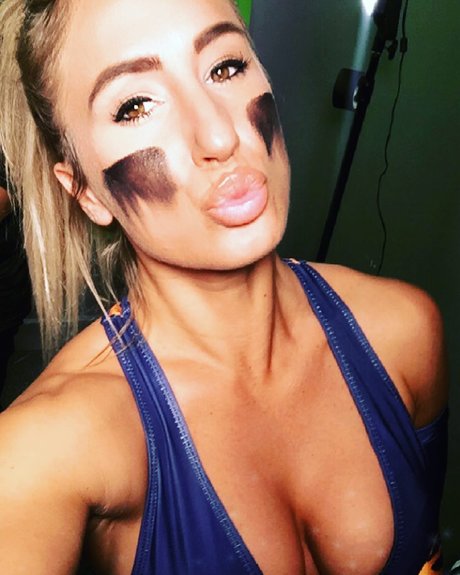 Quincy Hewitt_ nude model photo