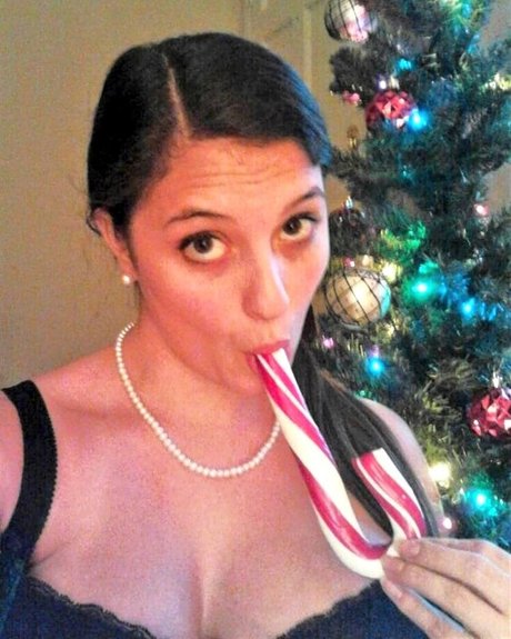 Avery Milla star hot pics