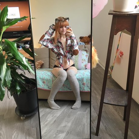 Lilsolle Chickpii xxx star img