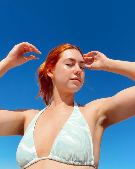 Ana Saia_ nice actress photos