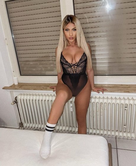 Vasilka Vazzzlegramm best pornstar images