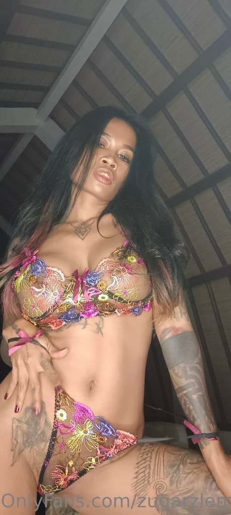 Zarah Leema model adult pics