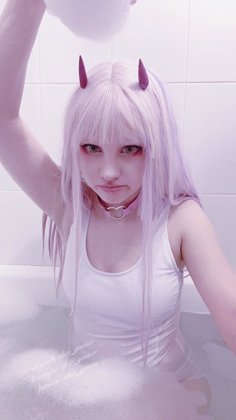 Alice Marshmellow nudes actress pics