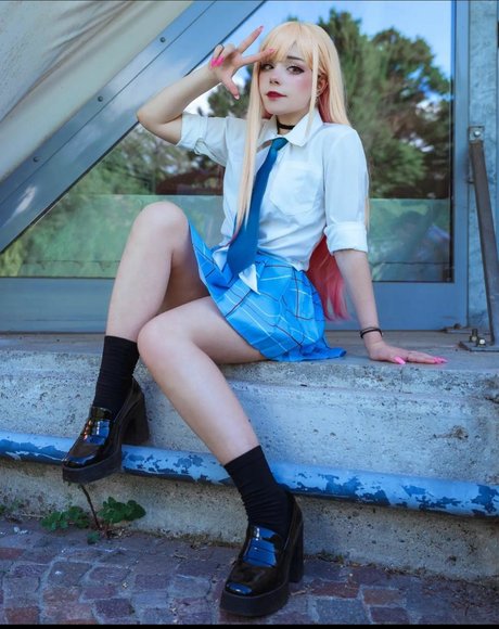 Little Giuli model perfect pic