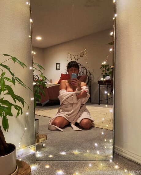 Her Passion star hot photo