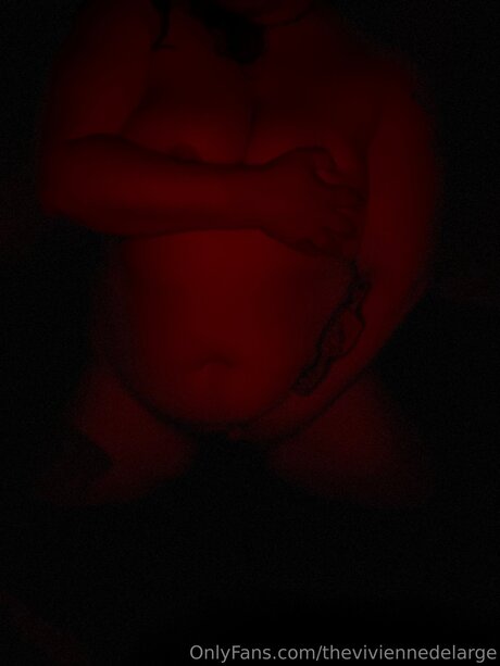 Theviviennedelarge star nice img