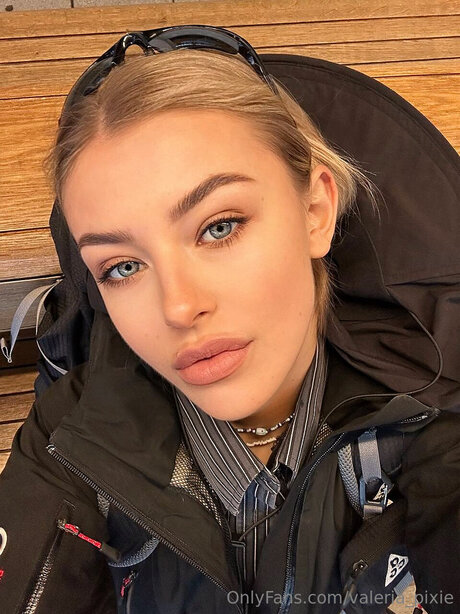 Valeria Pixie adult actress galleries