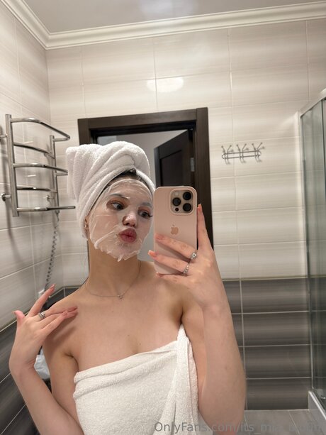 Its Mia Blo0m erotic star pictures