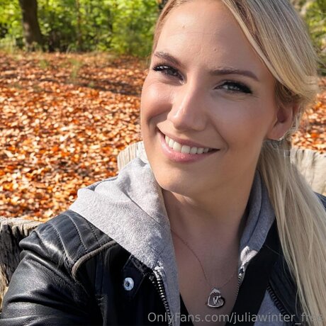 Juliawinter Free model erotic images