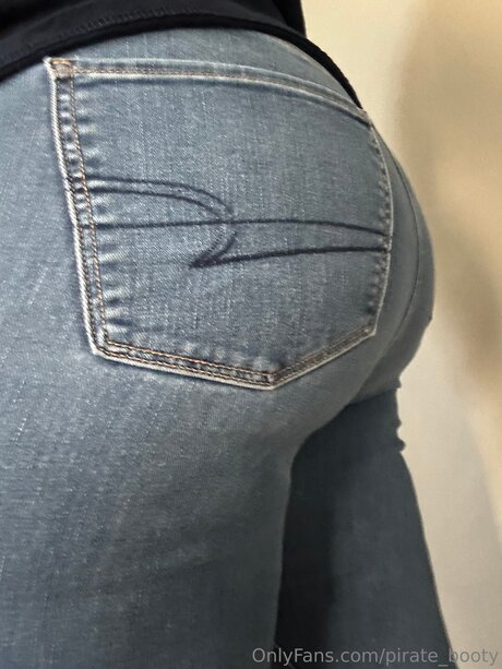 Pirate Booty model naked archive