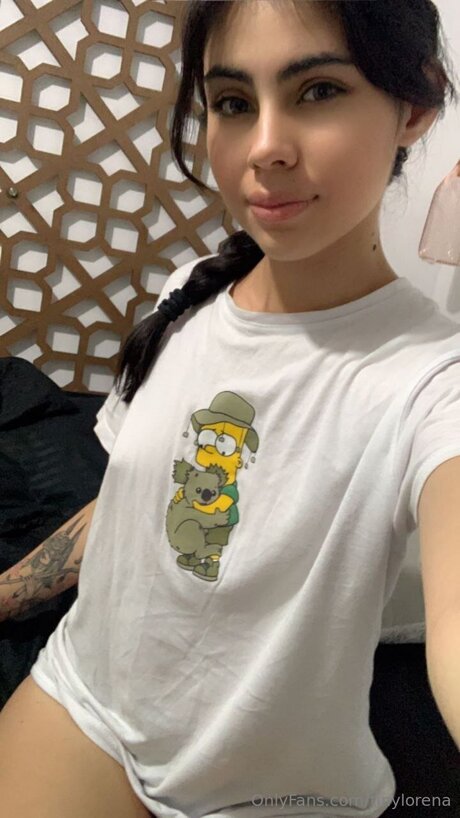 Tinylorena model nude photos