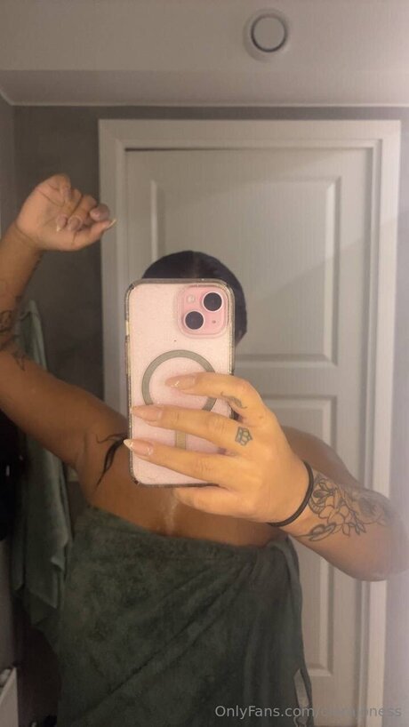 Clarajoness pornstar sexy img