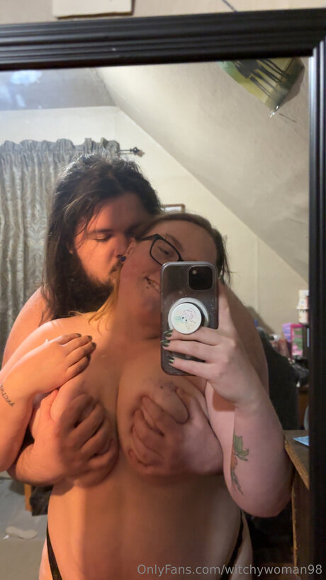 Witchywoman98 xxx star img