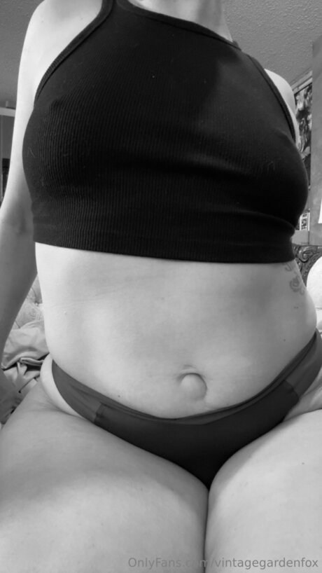 Vintagegardenfox star exclusive pic