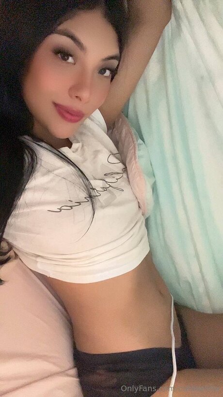 Cuteselina pornstar art photos