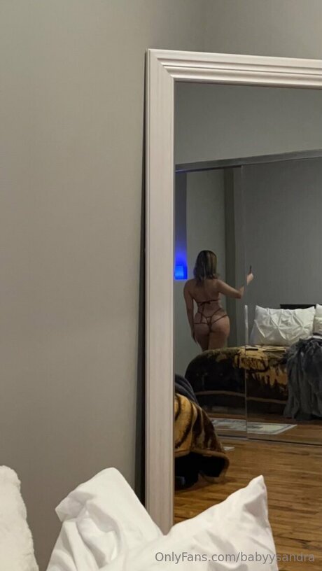 Babyysandra model perfect picture