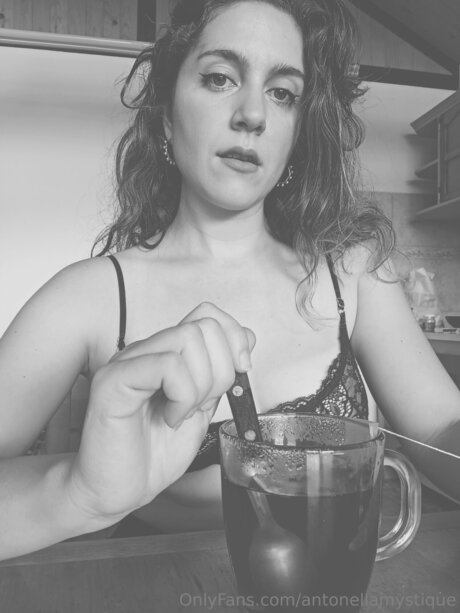 Ladyaria Hot pornstar nude galleries