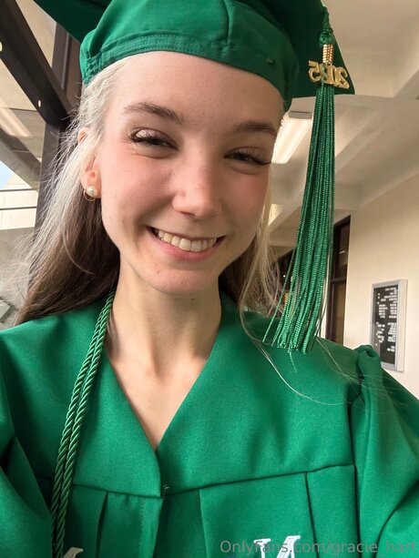 Gracie Hart actress pic