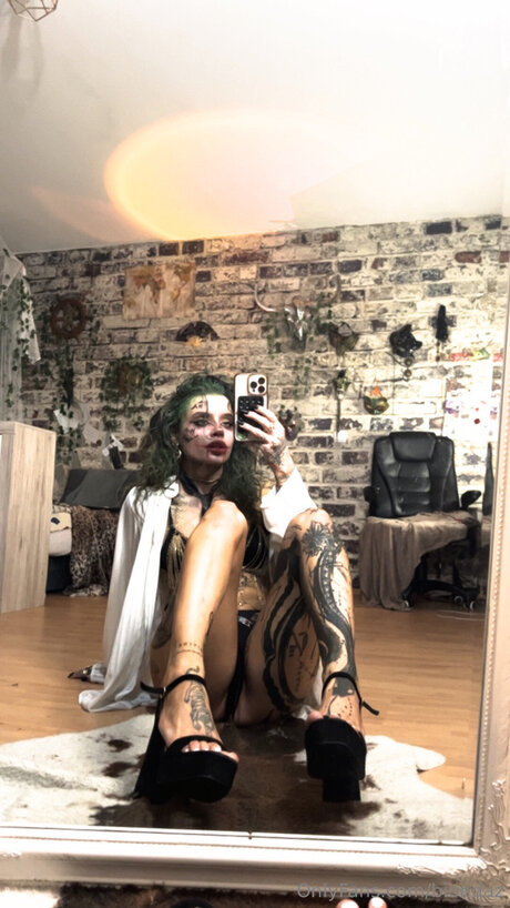 Biondaz model xxx photos