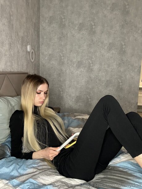 Shellydoll xxx star pictures