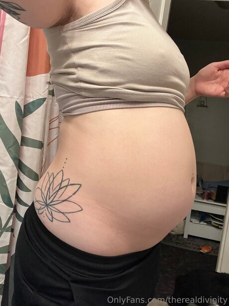 Therealdivinity pornstar free photos