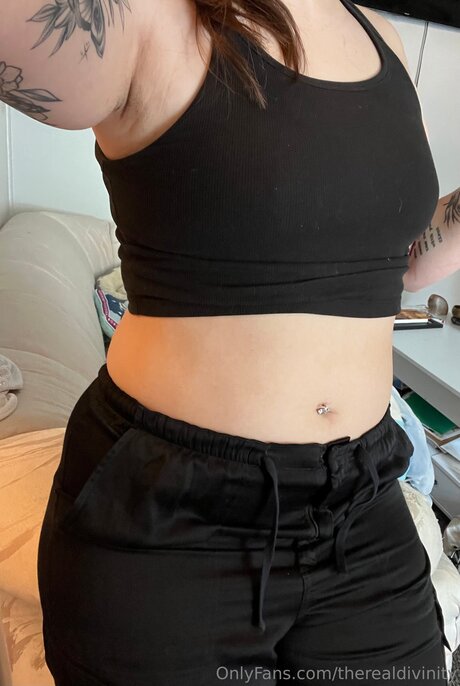 Therealdivinity exclusive star images