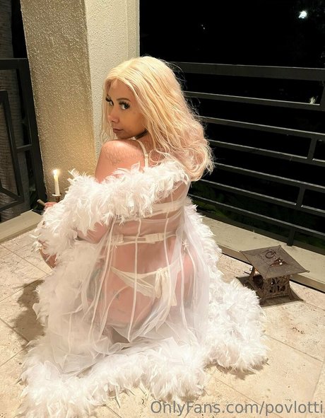 povlotti pornstar high quality pictures