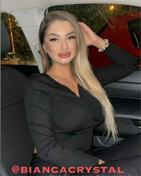 bby arantxa nude model image