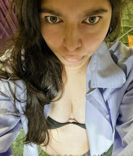 bby arantxa hot model pic