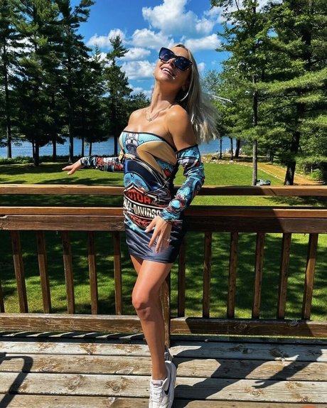 Natalie Decker star naked img