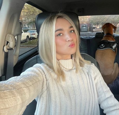 Natalie Decker beautiful actress photo