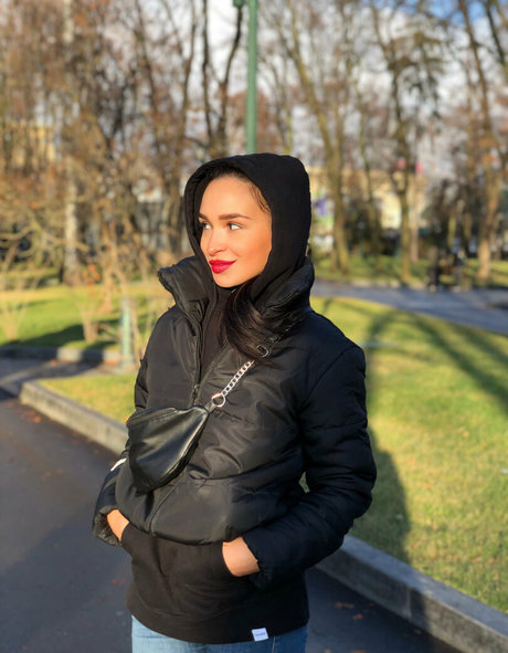 golden zlata sexy star photos