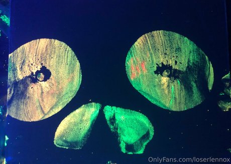 centerfold onlyfans hot sexy pic