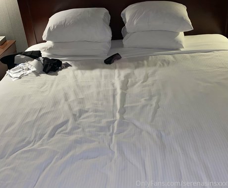 Serenasinsxxx pornstar xxx image