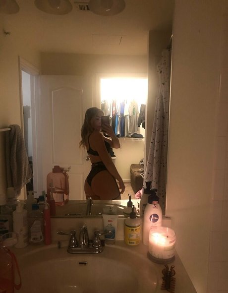 alessandra natalia top star photo