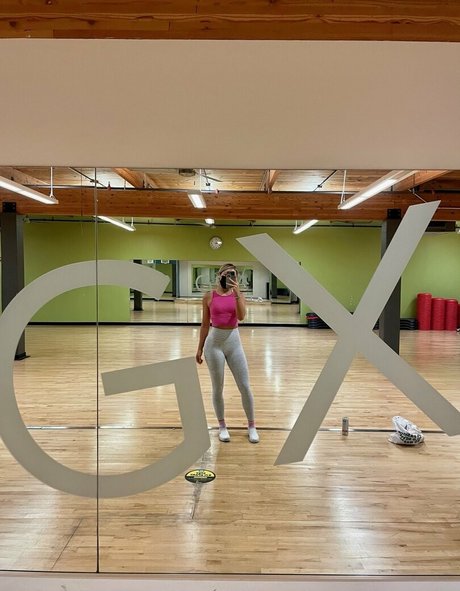 alessandra natalia model hot img