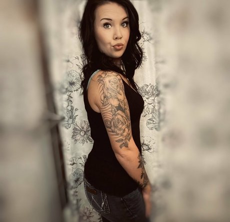 sadiedavis1187 beautiful pornstar galleries