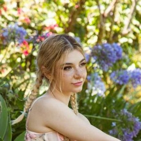 demihawks nude pornstar pictures